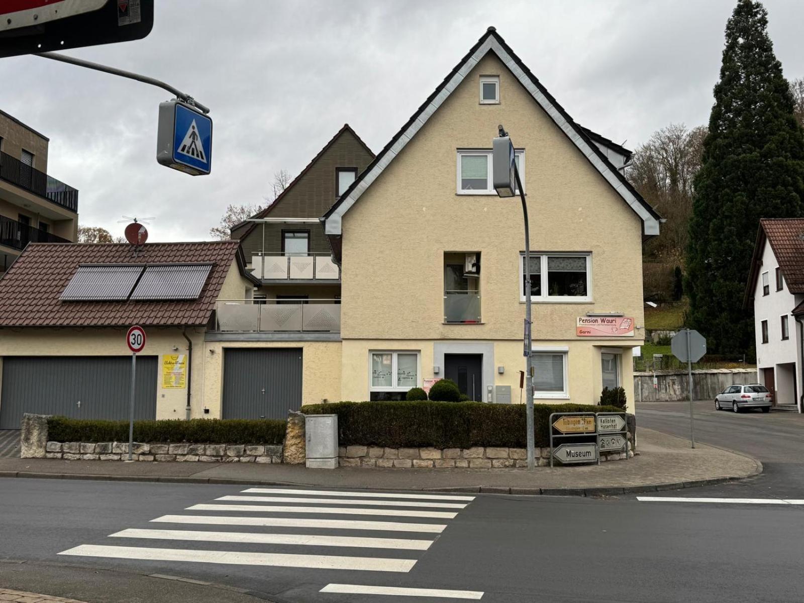 Ferienwohnung "Schwaebische Alb" , Pension Wauri Waldenbuch Eksteriør billede